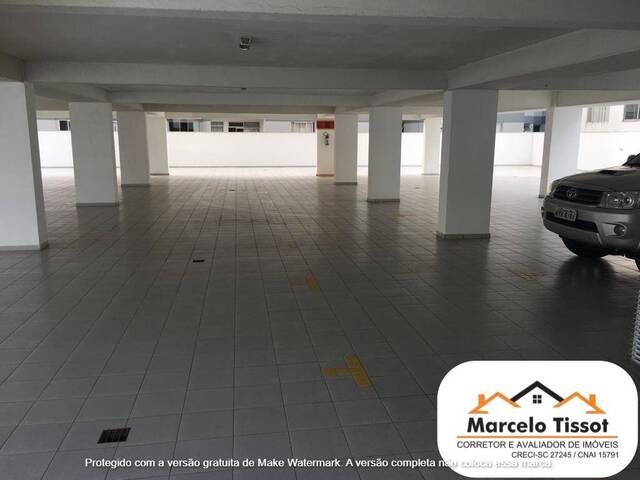 Sala para Venda em Florianópolis - 4