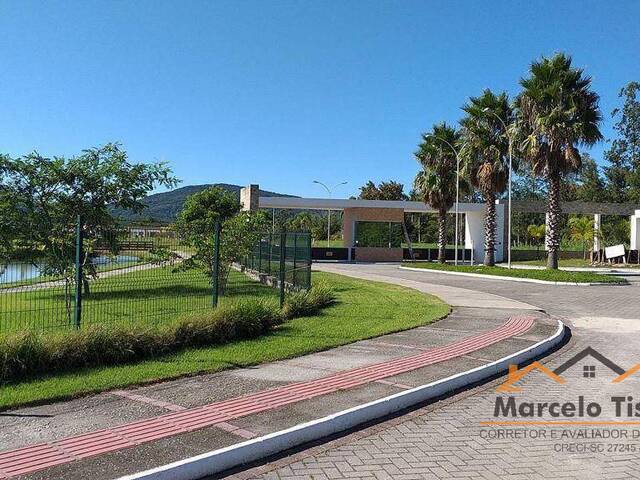 Terreno para Venda em Florianópolis - 3