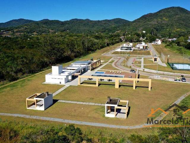 Terreno para Venda em Florianópolis - 2