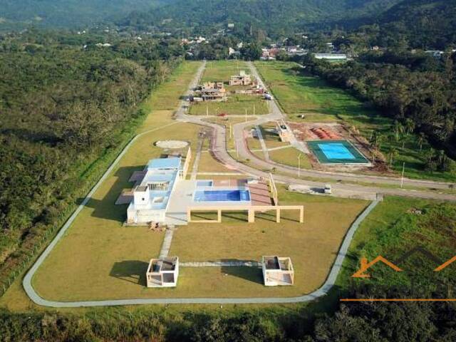 #TVR06 - Terreno para Venda em Florianópolis - SC