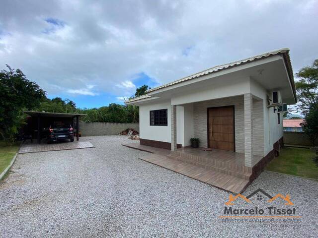 #CA0023 - Casa para Venda em Florianópolis - SC