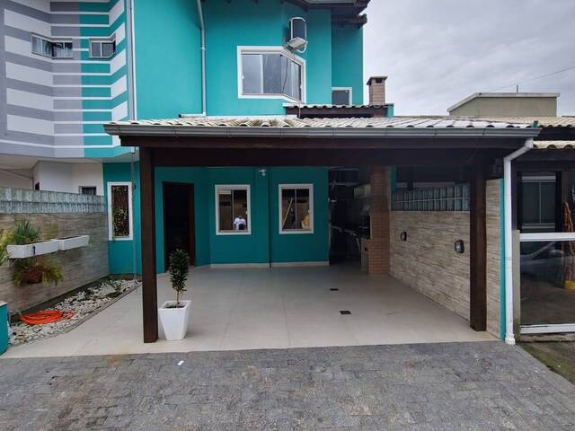Casa para Venda em Florianópolis - 2