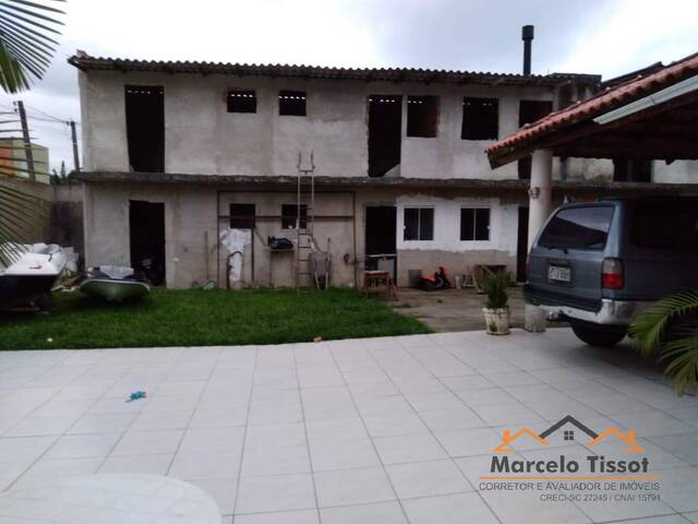Casa para Venda em Florianópolis - 3