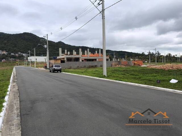 Terreno para Venda em Florianópolis - 5