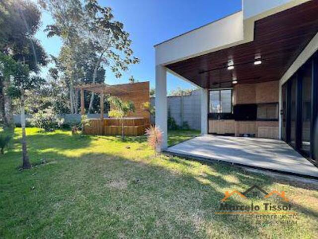 Casa para Venda em Florianópolis - 4