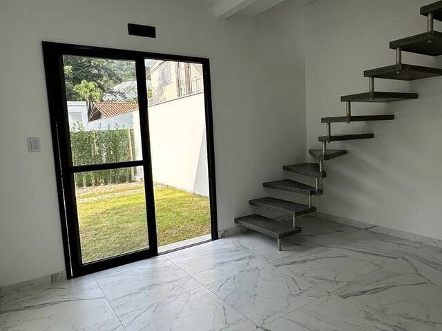 Sobrado para Venda em Florianópolis - 4