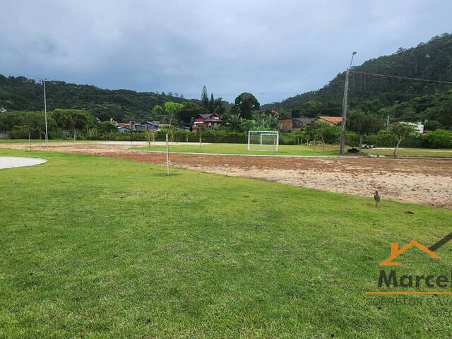 Terreno para Venda em Florianópolis - 5