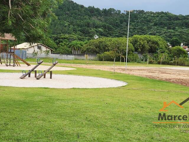 Terreno para Venda em Florianópolis - 5