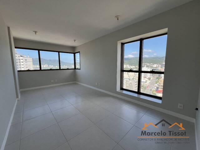 Sala para Venda em Florianópolis - 4