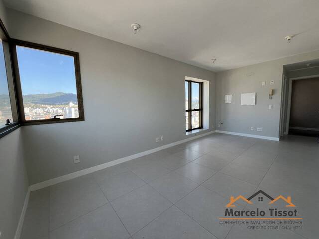 Sala para Venda em Florianópolis - 5