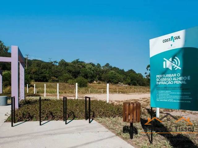 Terreno para Venda em Florianópolis - 5