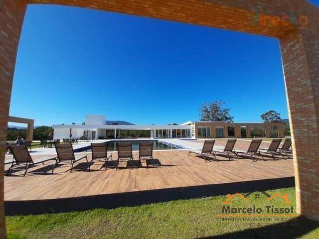 Terreno para Venda em Florianópolis - 3